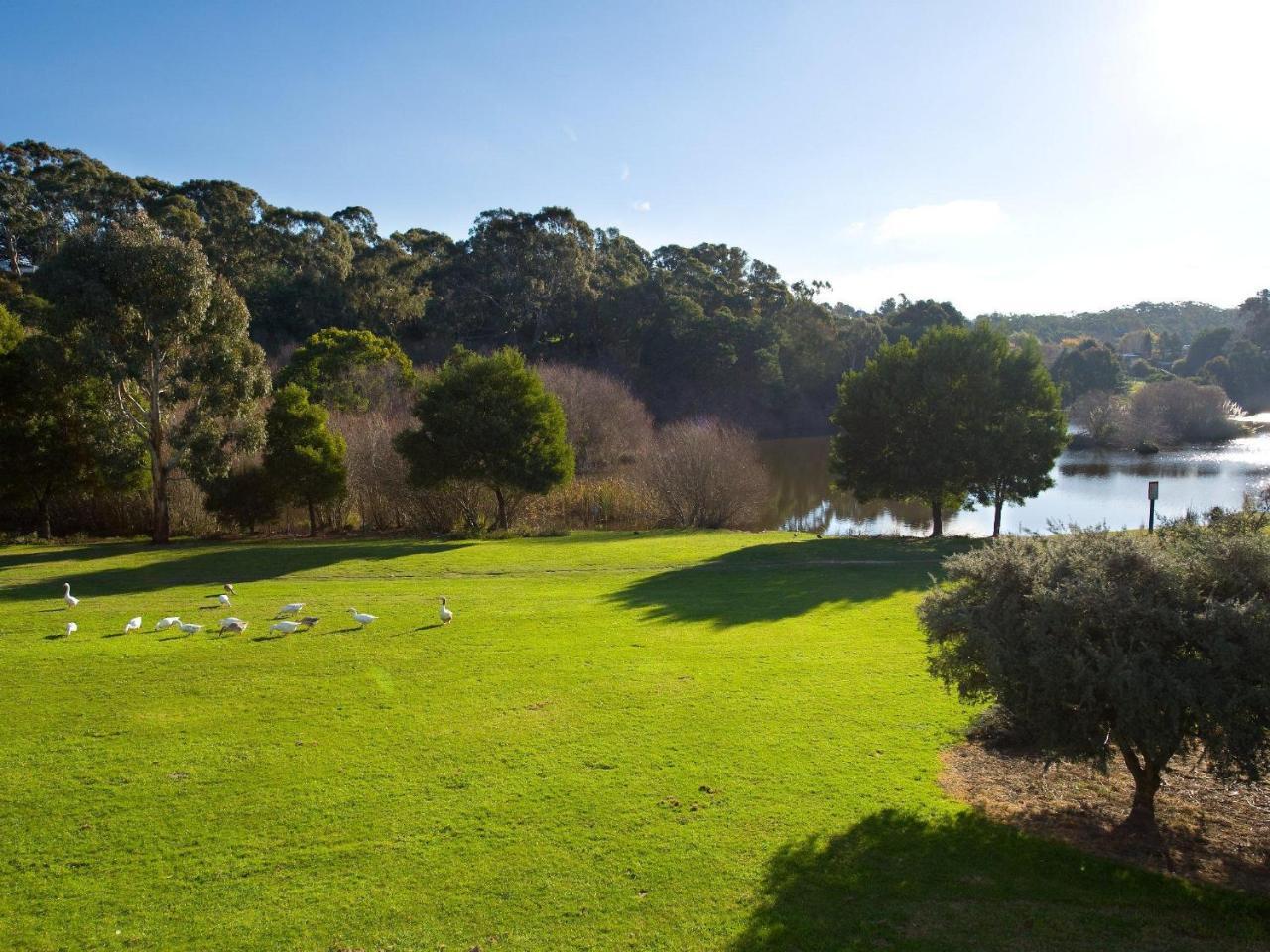 Lakeside Suites 1 Daylesford Esterno foto