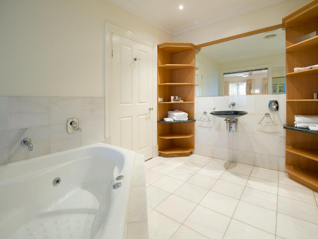 Lakeside Suites 1 Daylesford Esterno foto